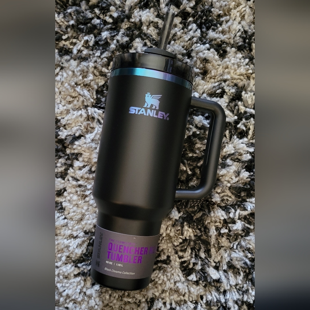 Stanley Black Chroma cup 40 oz.